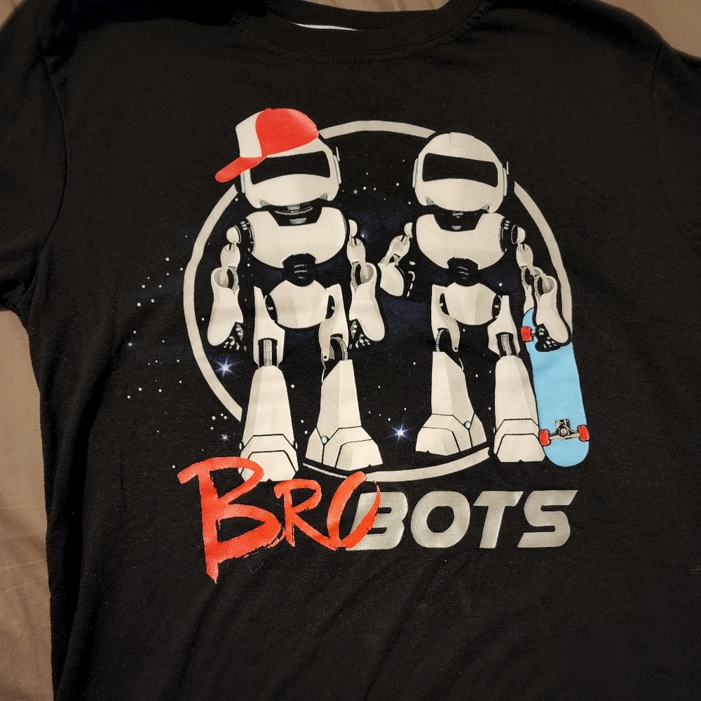 Boys t shirt bundle - 2 shirts